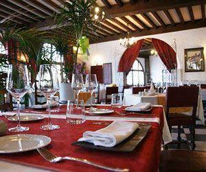 La Chaumiere Hotel